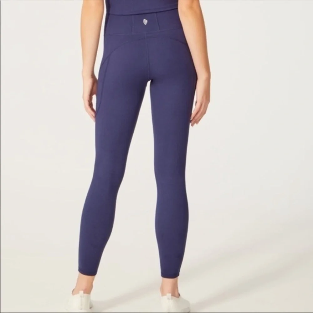 Ellie navy blue leggings size XS
